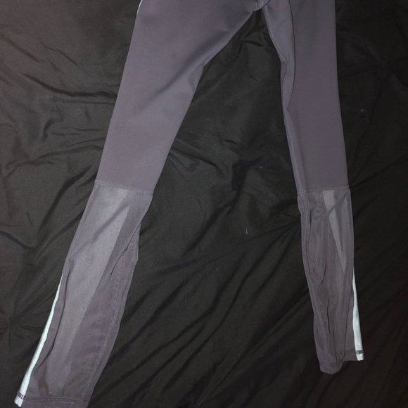 High waisted Mesh PowerHold Leggings (Fabletics) - Picture 4 of 5